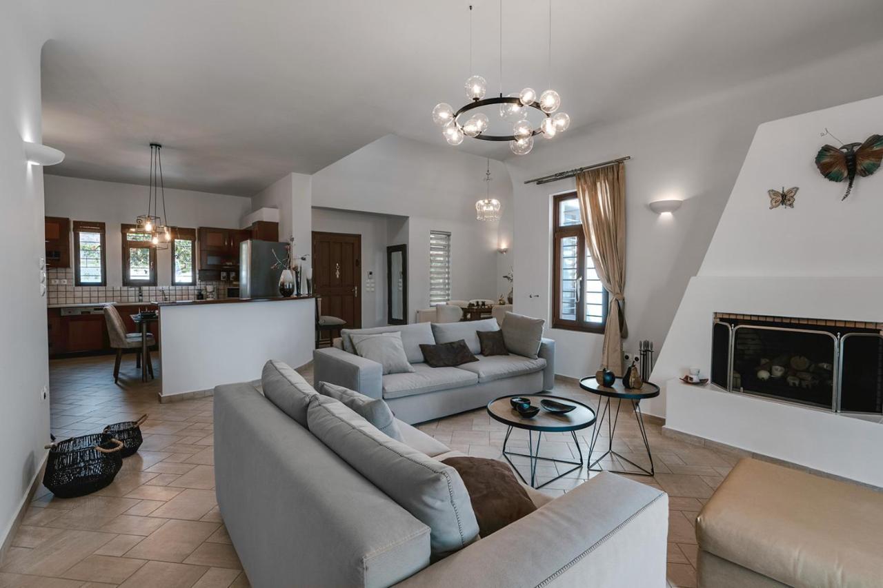 Echo Villa Тира Экстерьер фото