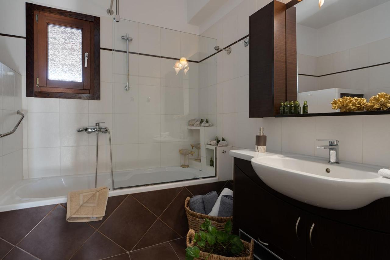 Echo Villa Тира Экстерьер фото